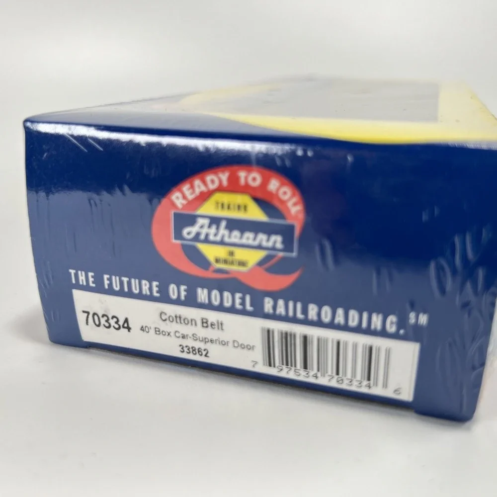 Athearn 70334 HO - 40' Cotton Belt/Blue Streak S.S.W. Box Car -‎ Sealed